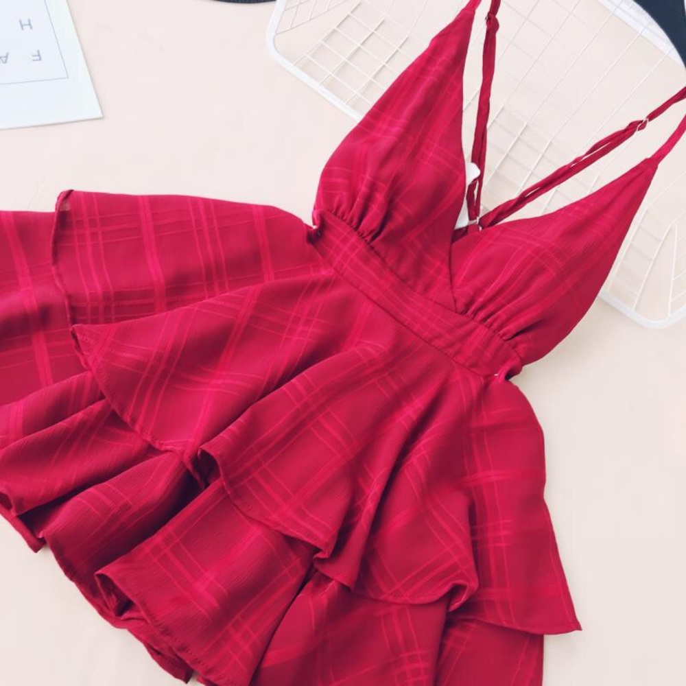 Red Dress - Picture 7 of 8